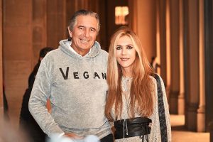 Daniela und Urs Brunner luden zur modischen Christmas Soiree