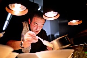 Valentinstag kulinarisch: 3-Sterne-Koch Juan Amador tischt in München auf