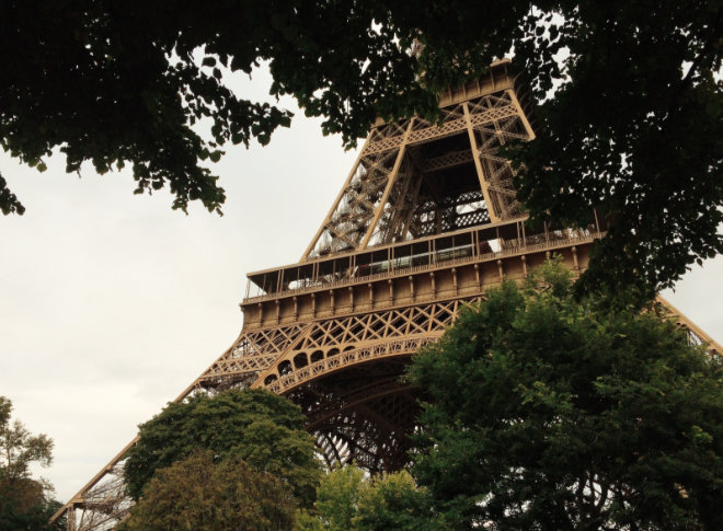 Ein Element der Originaltreppe des Eiffelturm