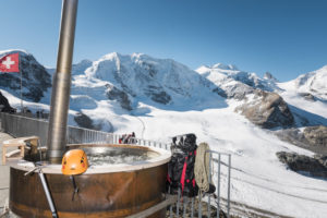 St. Moritz: Jacuzzi auf Berggipfel, Club 8848 und zukunftsweisendes Gletscherrettungsprojekt