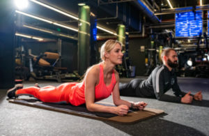 Sportmoderatorin Anna Kraft: Vom Babybauch zum Six-Pack in vier Monaten