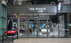 Auto-Showroom in der Motorworld München: The Studio by BMW