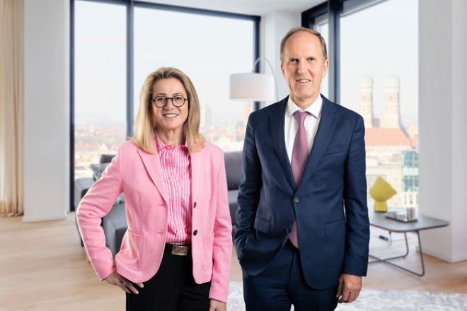 Petra Berger mit Mr. Lodge CEO Norbert Verbücheln