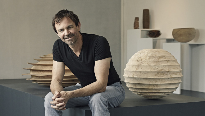 Für seine Holzskulpturen gewann Bildhauer Christoph Finkel bereits viele Auszeichnungen. 