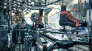 Kinetik Kunst bei Hornbach: Märchenhafte Weihnachtsmaschine von Künstler Willi Reiche