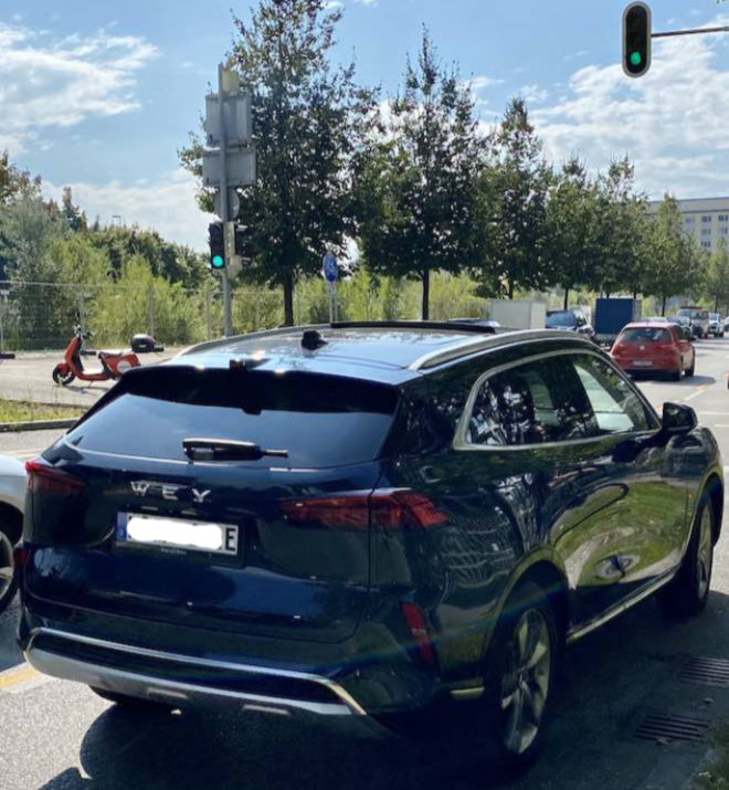 Während der IAA Mobility war der Wagen bereits auf Münchens Straßen unterwegs.