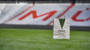 Fußballrasen bekommt ein zweites Leben: Allianz Arena zeigt Gras-Papiertüten