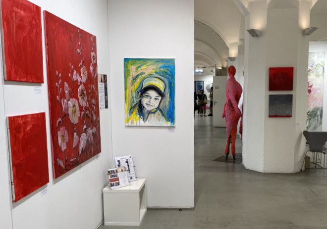 Contemporary Ukrainian Art: Iryna Fedorenko (SEMIRA) zeigt u.a. Kindergesichter des Krieges