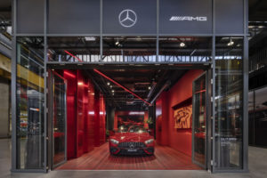 AMG in München: Werden so Autos in Zukunft geshoppt?