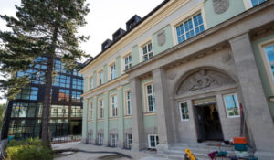 Münchner Architekturgeschichte: Werksviertel Villa zwischen High-Tech-Neubauten ist fertig