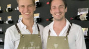Max und Moritz: Die neuen Winefluencer mit Weinbar auf dem Viktualienmarkt