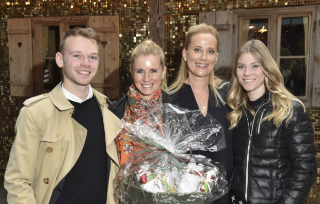 Jessica von Bredow Werndl mit Daniela Giller (Magari) und Selina Söder mit Freund Raphael Netz beim #SocialReachforSocialGood Event