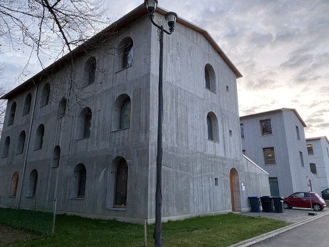 einfach bauen, Forschungshäuser aus Beton, Holz und Mauerwerk