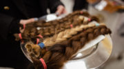 Haare-spenden-Radio-Gong-Aktion-BVZ-Lipperts-Friseure-Foto-Thomas-Kiewning-BK-Media-Solution