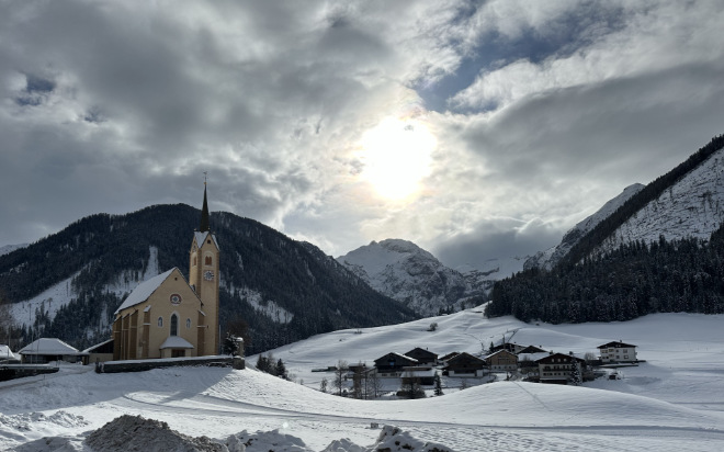 Die Winterwanderwege sind im Bergsteigerdorf Kartitsch (auf 1.356 Meter Höhe) zertifiziert. 