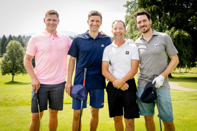 Als Flightpartner ist Fußballer Thomas Müller sehr beliebt. DJ Bobo und Ex-Skistar Felix Neureuther spielten gemeinsam im Golfclub St. Eurach. Fotocredit: Nadine Rupp