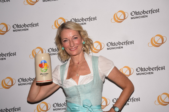 Fotocredit: IMAGO / Lindenthaler Monika Gruber über das Oktoberfest 2023