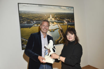 Fotokunst trifft Porzellan: Münchner Fotokünstler bei Nymphenburg Porzellan