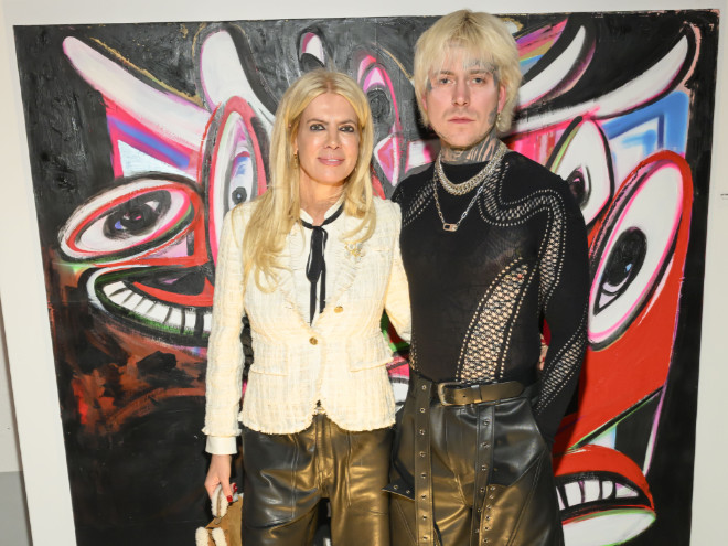 Tanja Ehrmann sagte sofort JA, als sie von Künstler Alexander Höller gefragt wurde, ob er die Tiefgarage als Kunst-Inszenierungsort nutzen darf. Fotocredit: Andi Huber