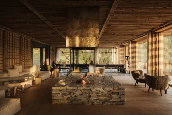 eriro lobby