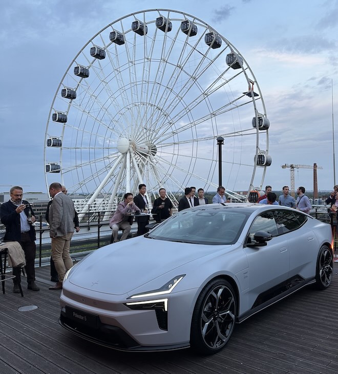 Weltpremiere vom Polestar 5 auf dem ikonischen Rooftop im Werksviertel. Fotocredit: Exklusiv München