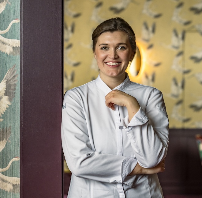 Mit gerade einmal 33 Jahren gehört Rosina Ostler bereits zu den spannendsten Persönlichkeiten der deutschen Spitzengastronomie.