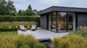 Architektur im Garten: Wenn High-End-Design auf maximale Funktionalität trifft Gartenhaus-mit-Terrasse