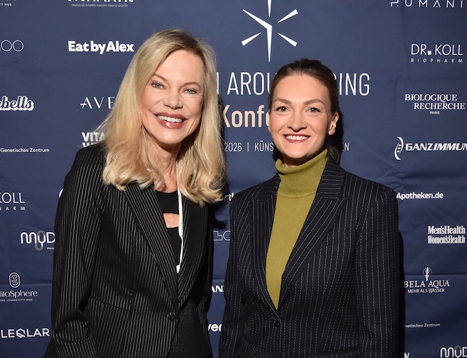 Nina Ruge mit Judith Gerlach MdL, während der Turn Around Aging Conference im Künstlerhaus. Foto: BrauerPhotos/ G.Nitschke