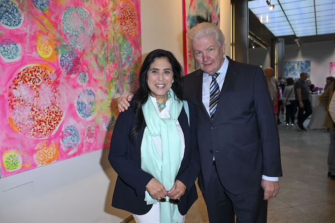 Ausstellungsgäste: Ehepaar Nagia El Sayed mit Sigmund Gottlieb. Fotocredit: Hannes Magerstädt