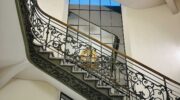 Treppe-denkmalgeschuetztes-Haus